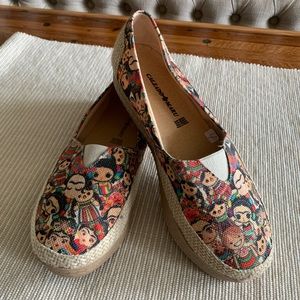 Size 7.5 fun fiesta slip on espadrilles.